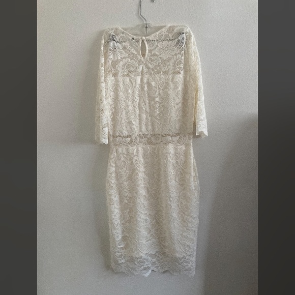 Dress - Picture 2 of 2